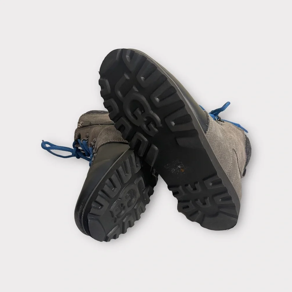 Ugg K Hilmar Lace Up Black & Gray Boots